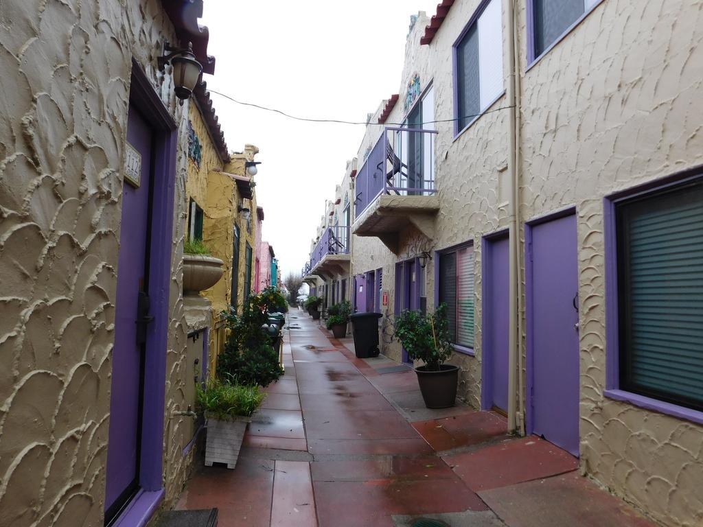 Venetian Vacation 2* Capitola